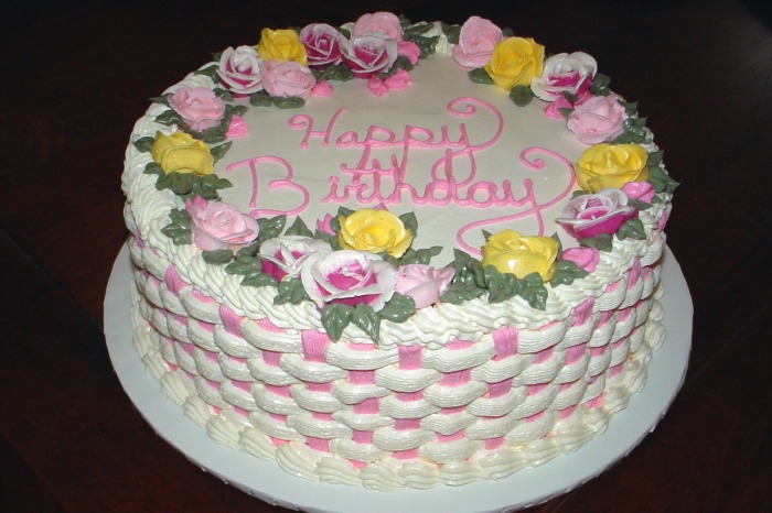 Traditional Square Wedding Cakes Traditional Square Wedding Cakes